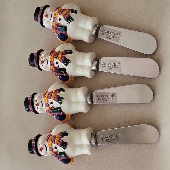 Christmas Snowmen Cooks Club Butter Knives - Picture 16 of 16